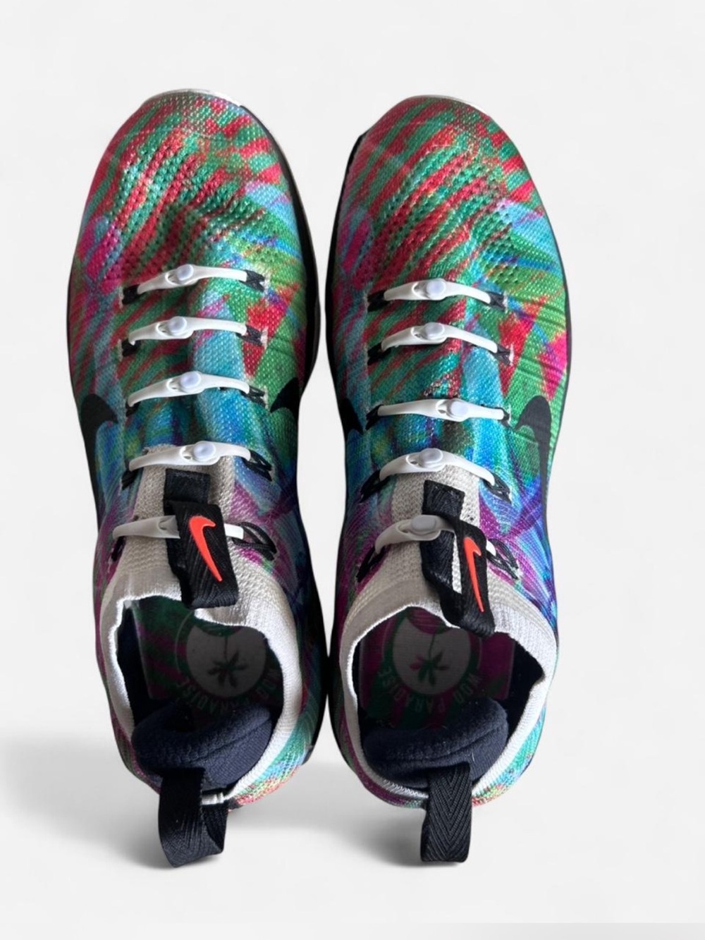 Nike Metcon Running Shoes with multicolored abstract pattern 10